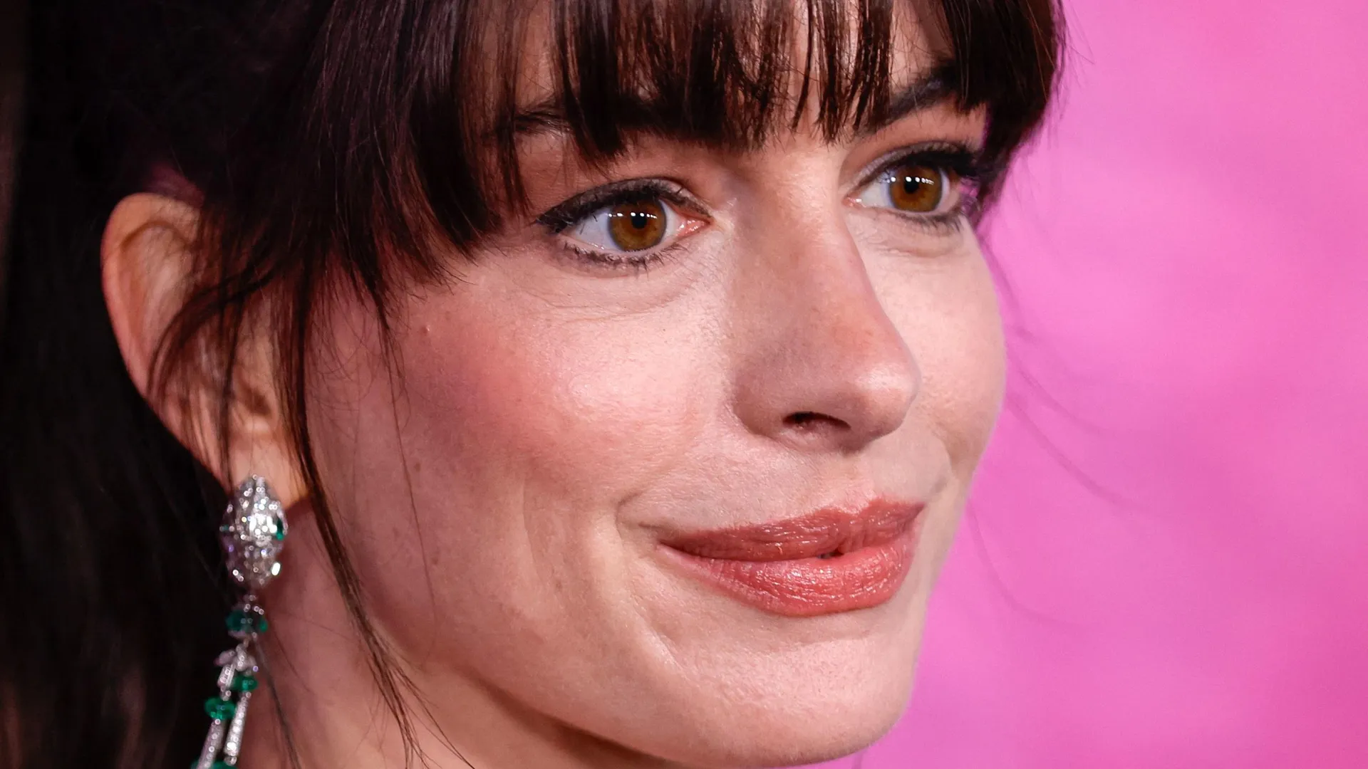 آن هاتاوی (Anne Hathaway) در نقش پنلوپه