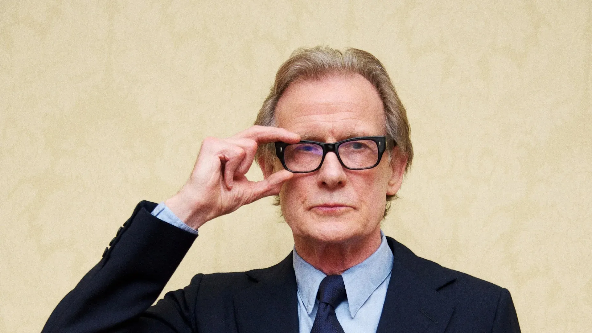 ۲. بیل نای (Bill Nighy) در نقش شخصیت منفی