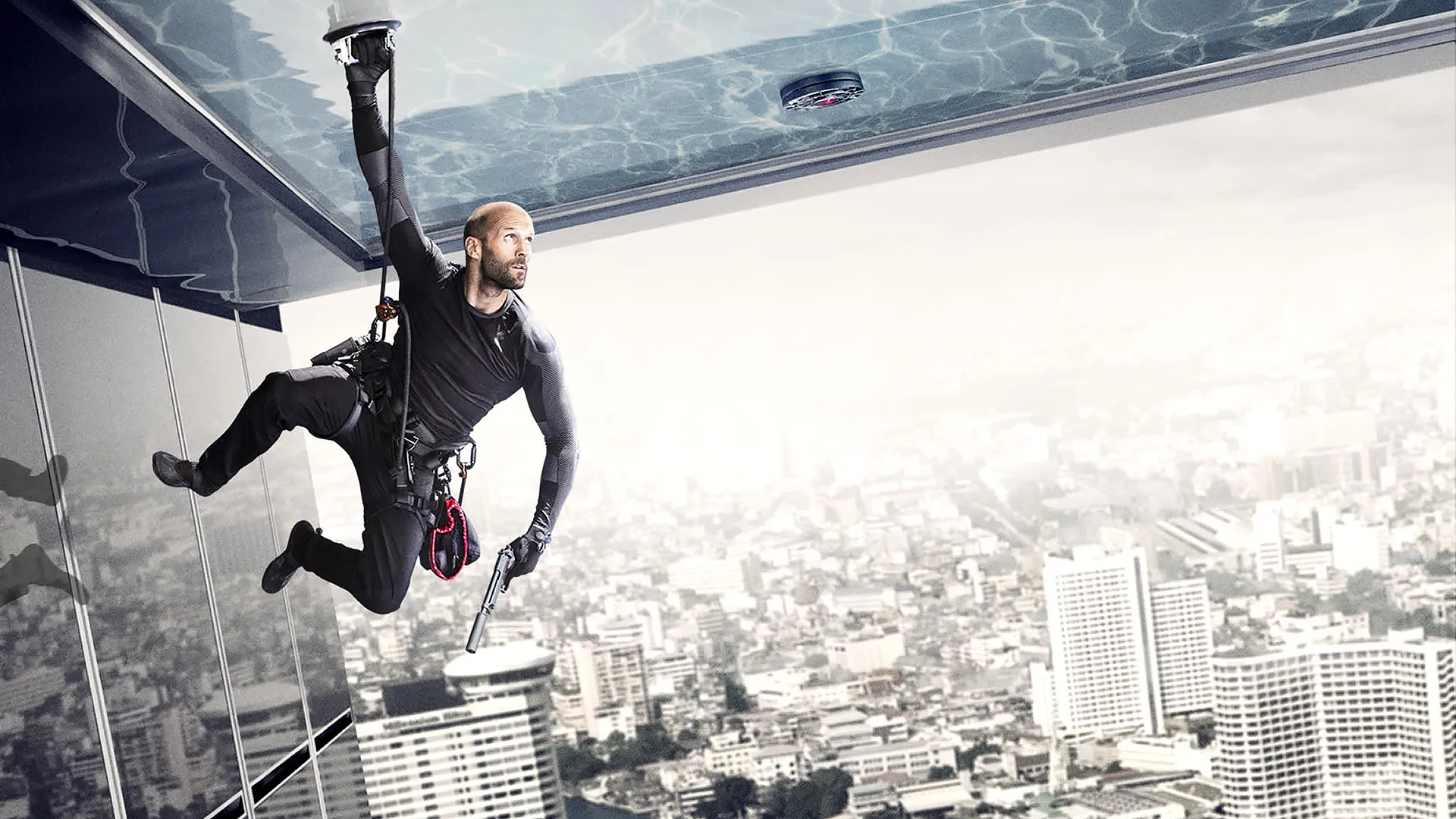 30. فیلم Mechanic: Resurrection (2016)